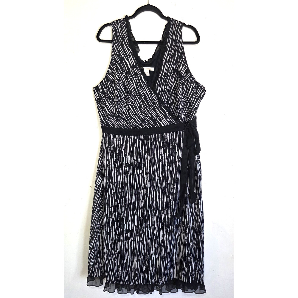 Jonathan Martin Wrap Dress 22W Black White Cocktail Party Friily Feminine PLUS